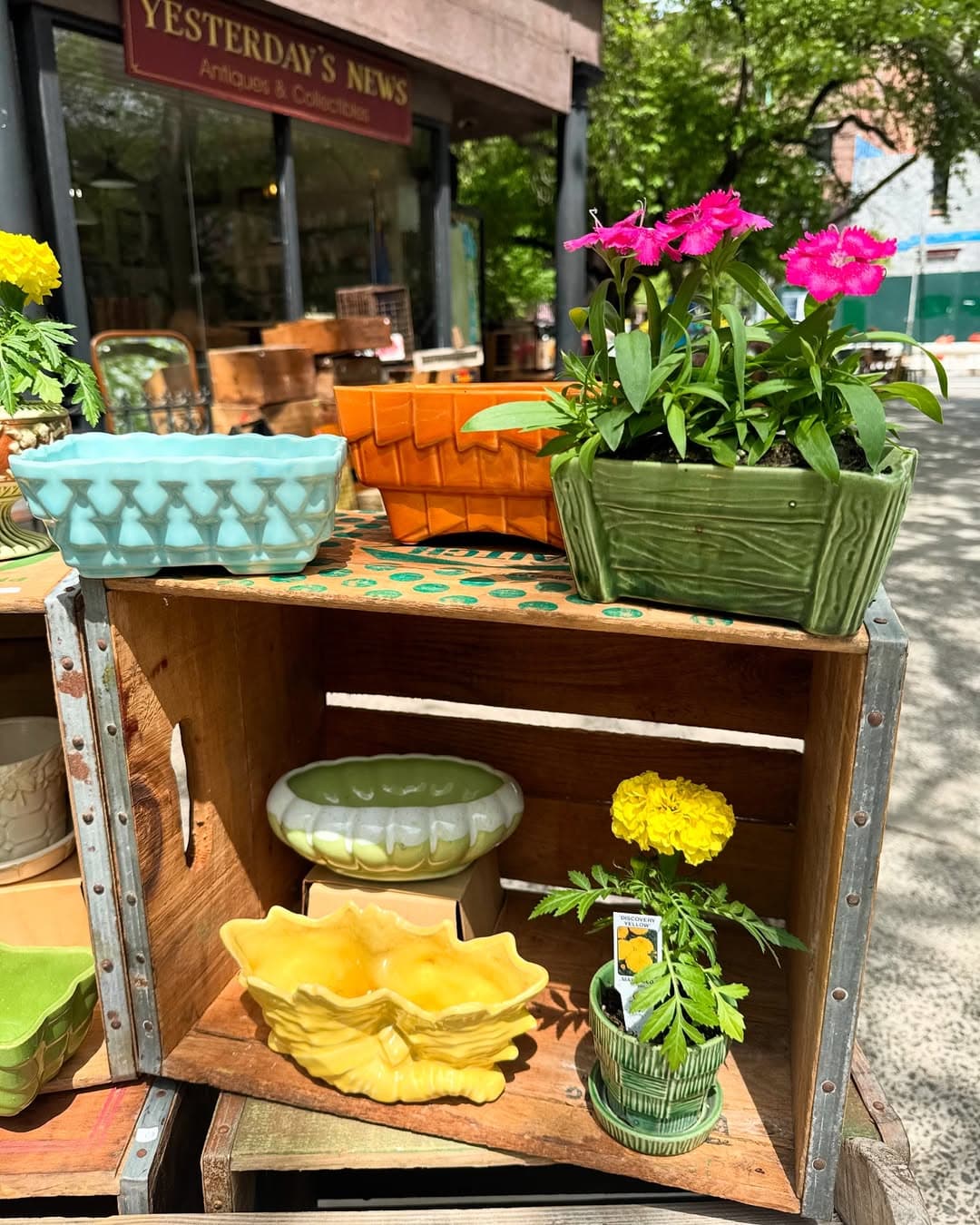 Pottery & Ceramics